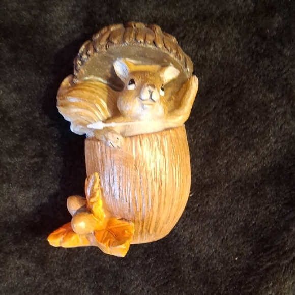 Other - Squirrel Acorn Figurine